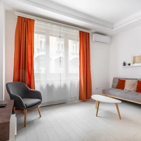 Apartment D30 Dohany *