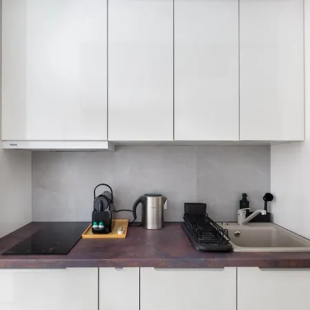 Apartment D30 Dohany